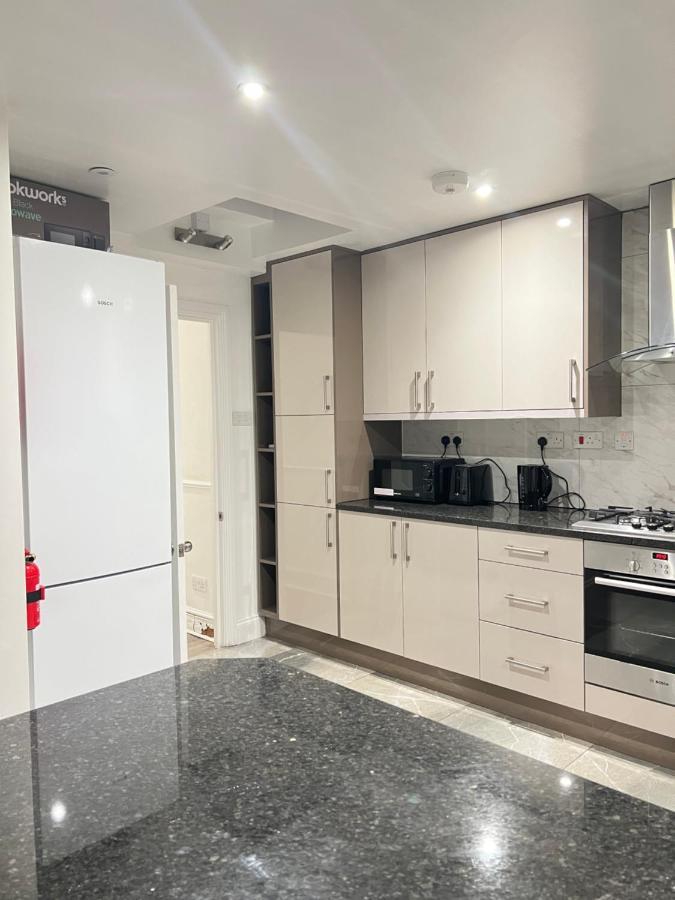 Stayeasy En-Suite Londres Exterior foto